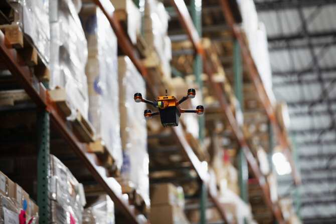 Drones para inventariar el contenido de almacenes