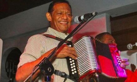 Rafaelito Román: una historia en la música típica que se anidó en su hogar y que se expandió a todo un país
