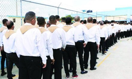 Destacan logros educativos de privados de libertad en 2024