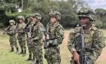 Enfrentamiento en el noreste de Colombia deja dos militares muertos