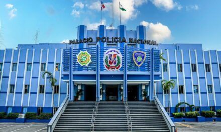 Policía y MP amplían investigaciones para establecer circunstancias en que adolescente de 13 años resulta muerto por herida de bala mientras se encontraba en azotea de vivienda donde residía en sector Cansino II, SDE