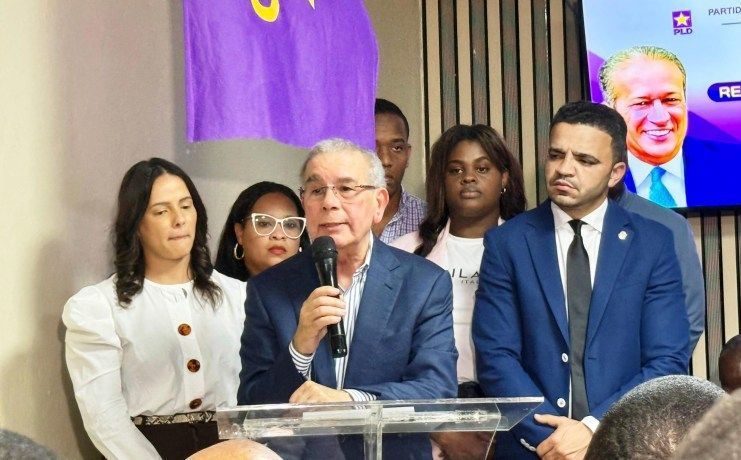 Danilo: “Ningún otro partido ha hecho tanto por el país como el PLD”