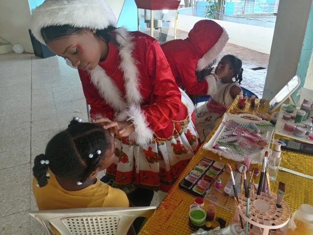 Ministerio de Salud Pública vacuna niños contra enfermedades en SDE