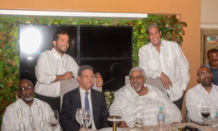 Leonel y Peña Guaba encabezan almuerzo con aliados
