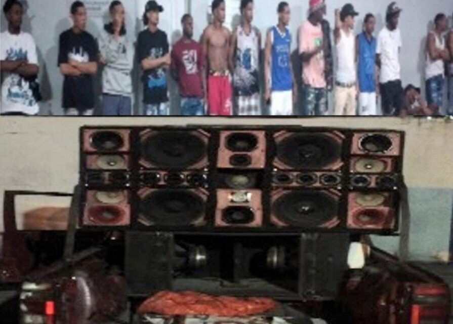 Policía Nacional detiene caravana ilegal y retiene vehículo utilizado para contaminación sónica en Barahona