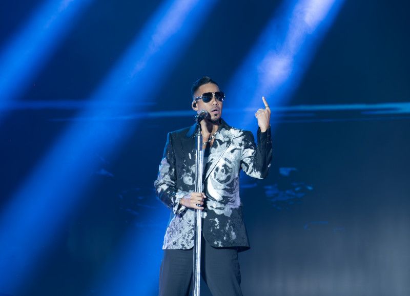 Espectáculos Públicos envía mensaje a Romeo Santos tras interpretar su censurado tema «Suegra»