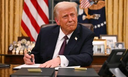 El Gobierno de Trump da vía libre a redadas de migración en escuelas, colegios e iglesias