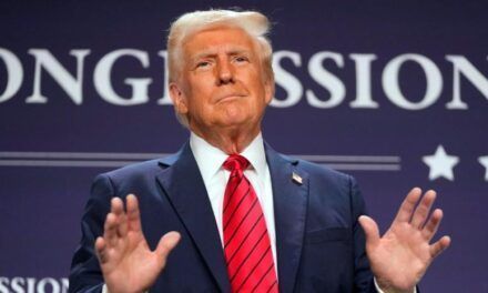 Trump busca ampliar su poder desatando un caos