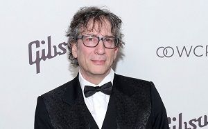 Hasta 8 mujeres acusan ya a Neil Gaiman (‘Sandman’) de agresión sexual