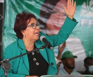 Crea revuelo en la FP propuesta para proclamar ahora a Leonel candidato; opiniones diversas