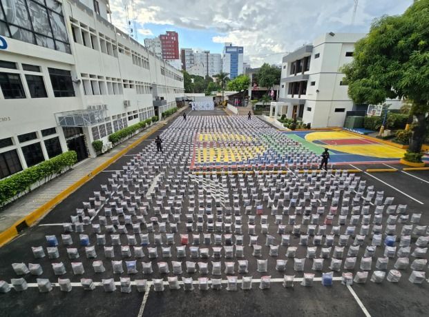 Varios imputados en cargamento de 9.8 toneladas siguen prófugos de la justicia