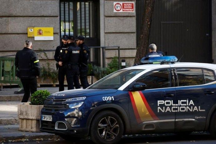Dominicano de 60 años es acusado de asesinar expareja paraguaya en Madrid