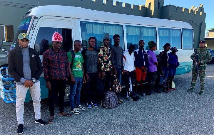 Apresan a 50 haitianos indocumentados durante operativos en tres provincias