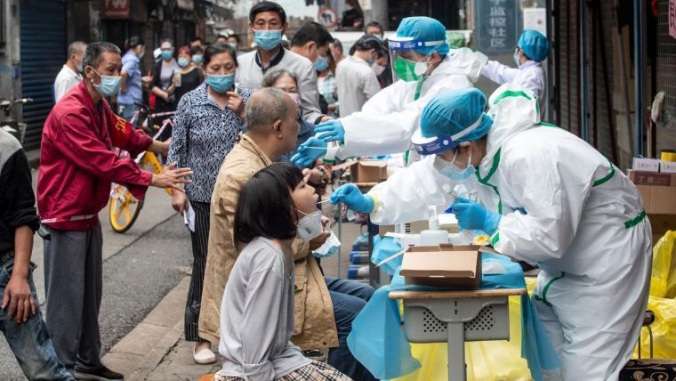 China frente a un nuevo virus con síntomas muy similares al Covid; OMS monitorea