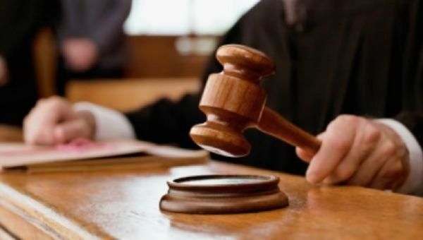 Dictan tres meses de prisión a mujer rompió cristales a vehículo de «Ñemiro»