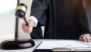 Imponen 15 años de prisión contra hombre que mató a otro de una estocada en SDO