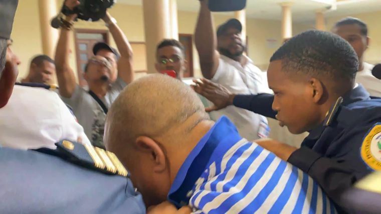Denuncian supuestos vínculos y encubrimiento en el caso de Gregory Mena Montero