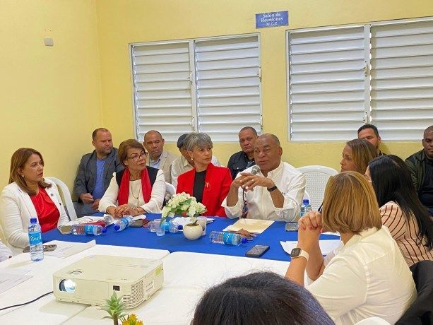 Autoridades presentan plan de intervención integral de la cárcel El Pinito en La Vega