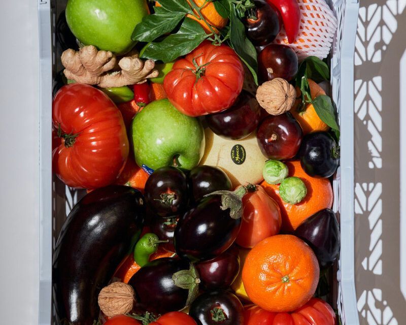 Estudio plantea que comer más de cinco raciones de frutas y verduras al día protegería más la salud