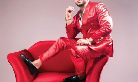Elvis Martínez retratado en seis de sus temas más populares; «Maestra» surgió porque se enamoró de su profesora