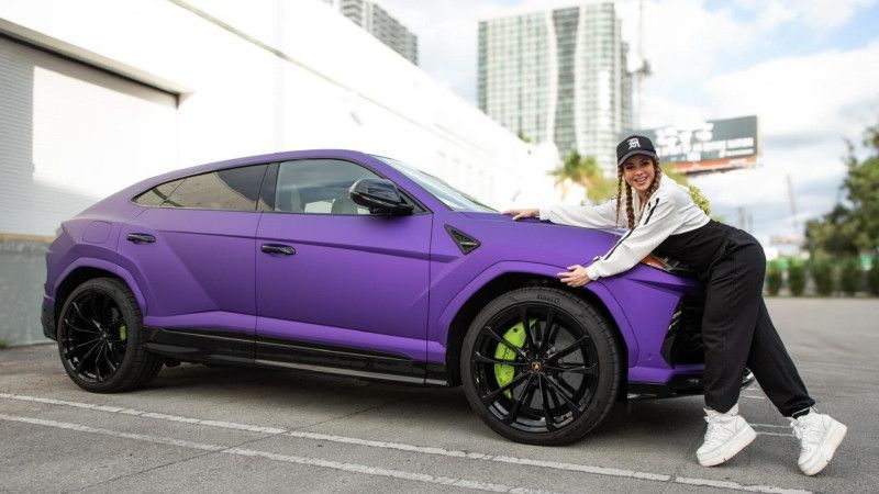 Ganador del Lamborghini de Shakira piensa venderlo o subastarlo por los gastos que le genera