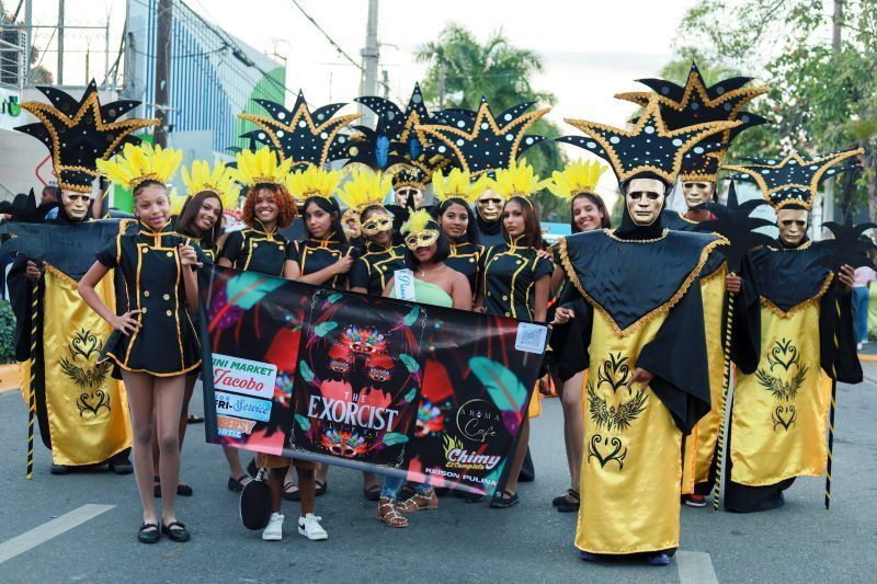 Segundo desfile de carnaval de San Cristóbal sigue con derroche de alegría