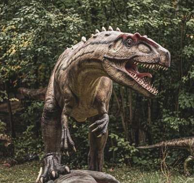 ¿Eran los dinosaurios de sangre caliente o fría?