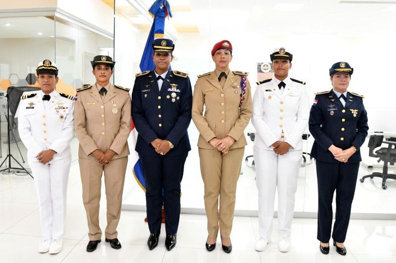 El liderazgo femenino en la defensa del país: “Estamos siempre listas por aire, mar y tierra”