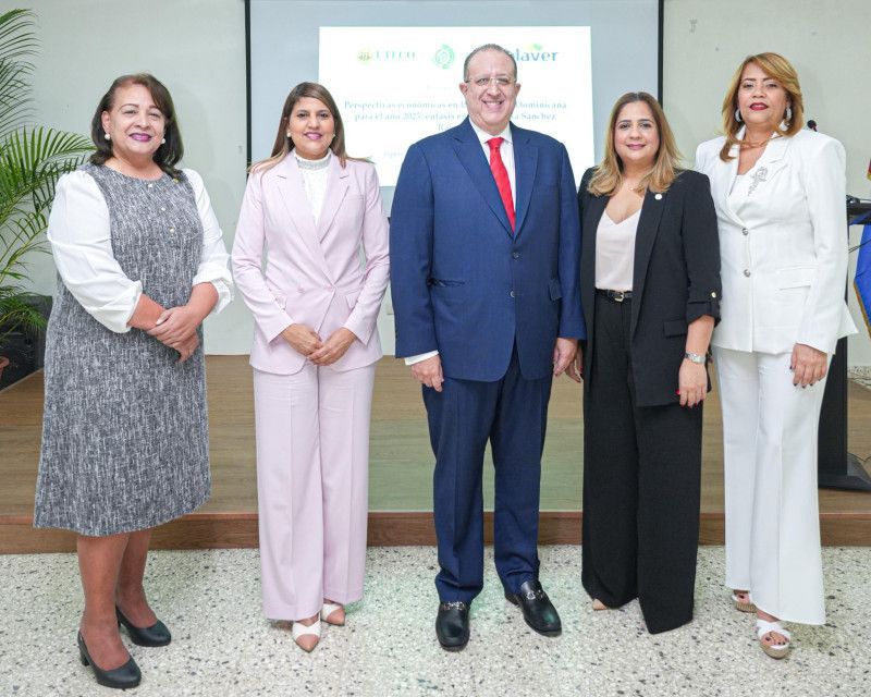 Magín Díaz en el almuerzo corporativo de Alaver