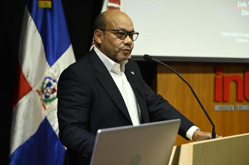 DGII utilizará la Inteligencia Artificial para detectar “anomalías”, dice director Luis Valdez Veras