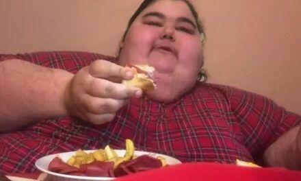 Muere tiktoker «mukbang» que con 24 años comía «como un cosaco»