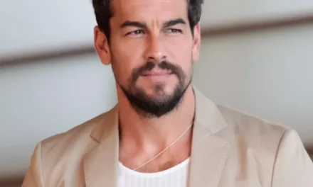 De Mario Casas a Cara Delavinge, los famosos que le dijeron «no» al alcohol