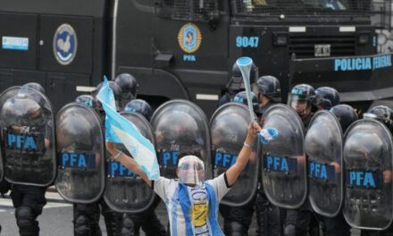Milei busca endurecer penas contra barras bravas