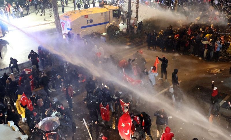 Turquía apresa al alcalde opositor de Estambul