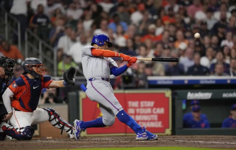 Juan Soto pega jonrón y los Mets de Nueva York vencen 3-1 a los Astros de Houston