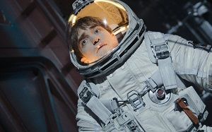 ‘Mickey 17’: Robert Pattinson y Bong Joon Hoo lideran la taquilla estadounidense con un estreno muy flojo