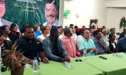 Rubén Darío Hernández gana apoyo rumbo a la Dirección Central de la FP en SDN