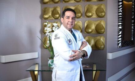 El Dr. Jorge Jiménez afirma: «al elegir un cirujano plástico, es crucial priorizar la calidad sobre la cantidad»