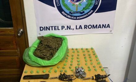 Policía y MP desarticulan red delictiva e incautan drogas, armas y equipos policiales en La Romana