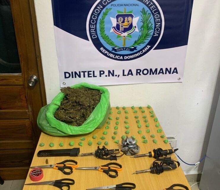 Policía y MP desarticulan red delictiva e incautan drogas, armas y equipos policiales en La Romana
