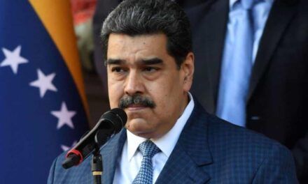 PortadaMundoAmérica Latina Venezuela Seguir Tema + Venezuela se dice lista para mantener operaciones con petroleras pese a medidas de Trump