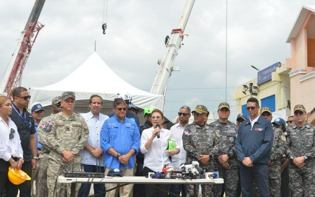 Autoridades anuncian que inicia una nueva etapa en la zona afectada sin detener las labores de rescate