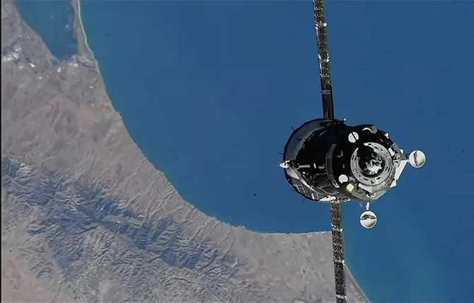Llegan en la nave Soyuz MS-27 nuevos inquilinos de la Estación Espacial Internacional