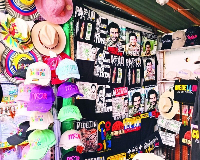 En Medellín, Colombia: en rutas turísticas ronda el recuerdo de Pablo Escobar