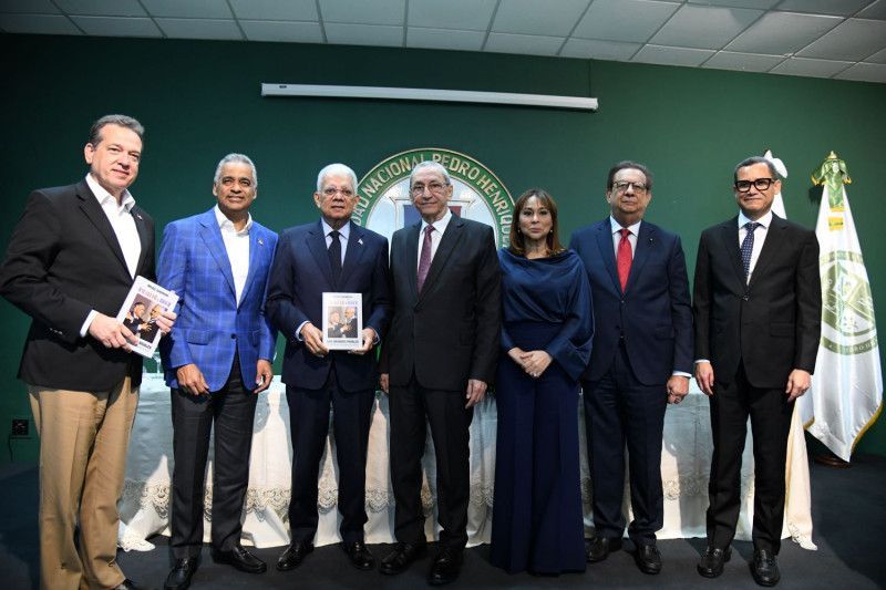 Miguel Guerrero presenta «Balaguer y Bosch: los grandes rivales de nuestra historia reciente”
