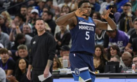 Con 29 puntos de Edward, Minnesota toma ventaja en la serie ante los Lakers