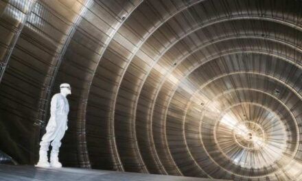 La masa del neutrino es menor de lo creído