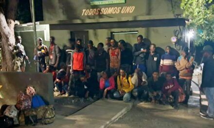 Detienen a “El Vico” guiando grupo de 26 inmigrantes indocumentados en Montecristi
