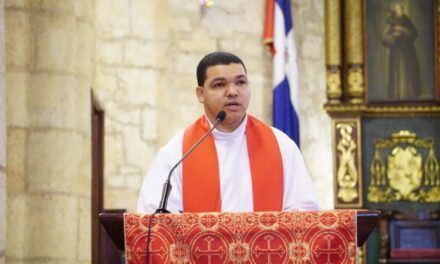 Segunda palabra: Sacerdote destaca “deficiencias del sector salud” y la atención a “enfermos pobres”