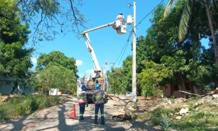 Edesur invierte más de RD$ 3 millones en redes en la comunidad Semana Santa, San Cristóbal